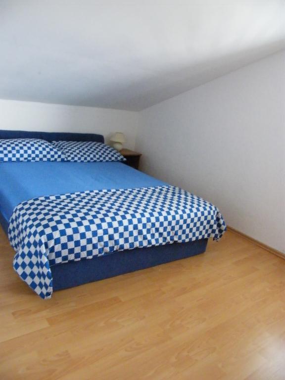 Apartment Aida Трогир Екстериор снимка