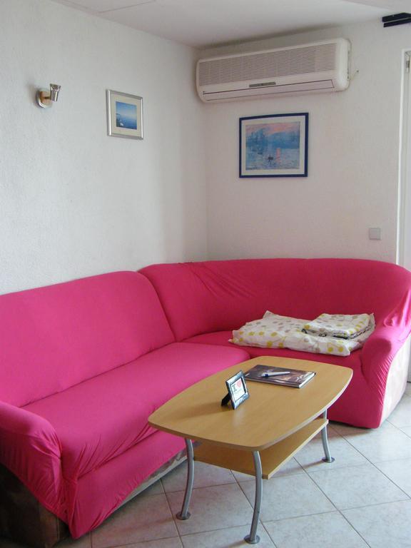 Apartment Aida Трогир Екстериор снимка